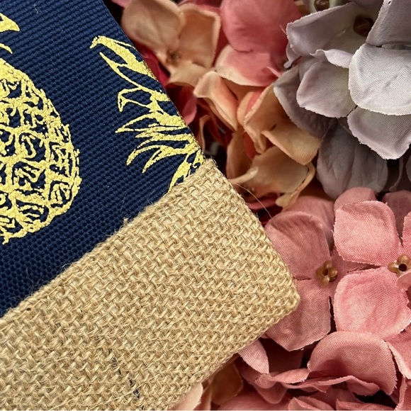 Navy Blue & Metallic Gold Pineapple Makeup Cosmetic Wristlet Clutch Bag - Picture 7 of 11